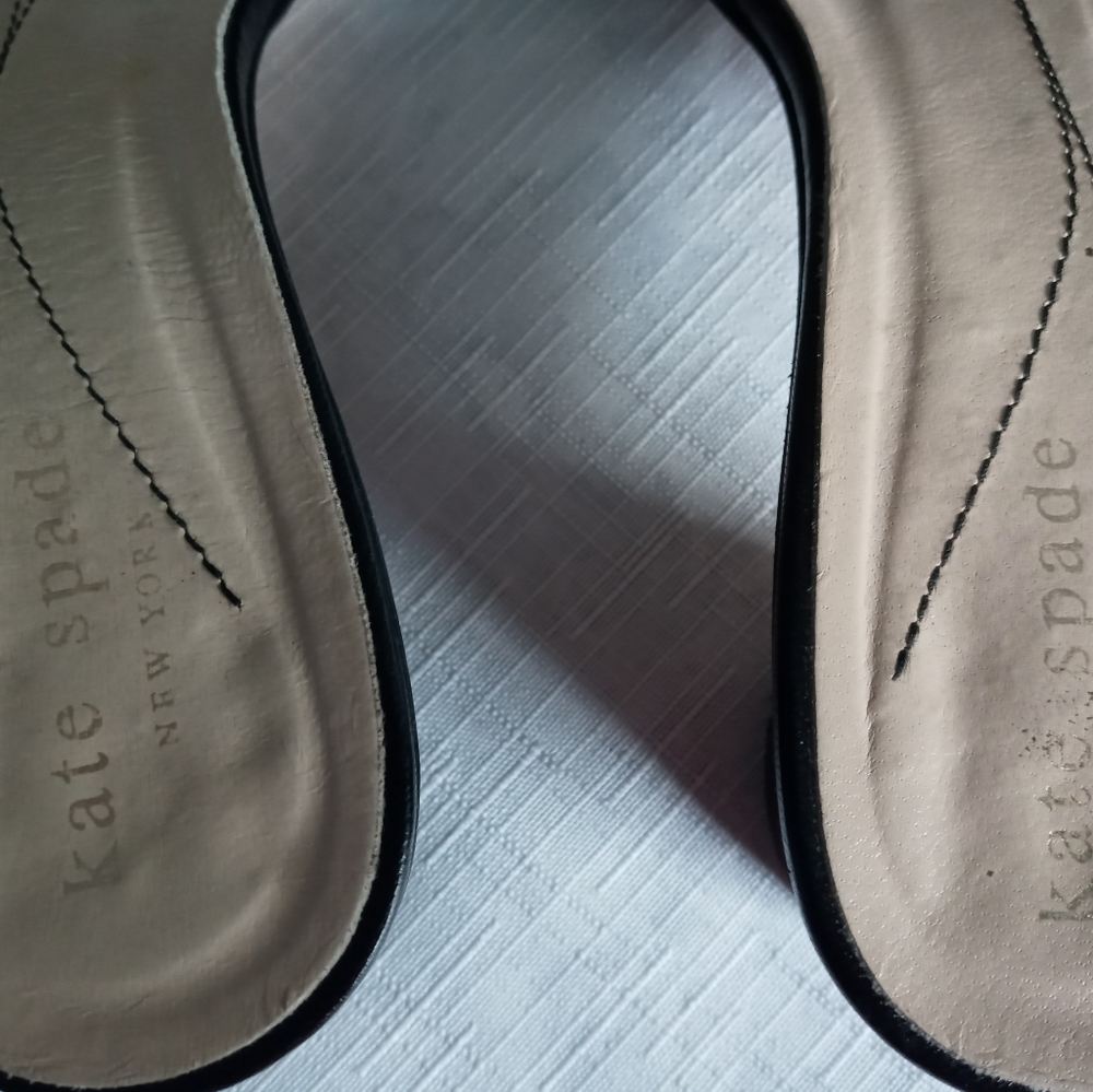 Sandals - Picture 2 of 5